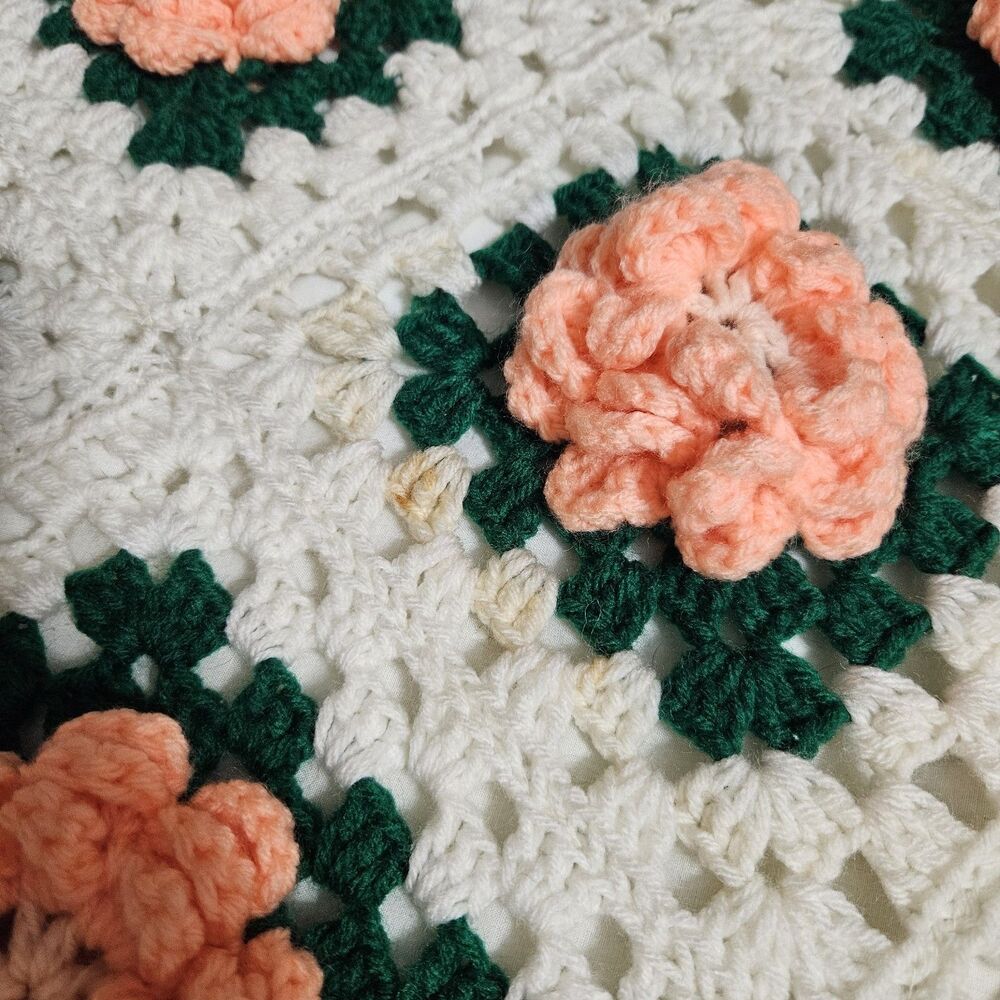 Vintage Handmade Crochet 3D Rose Granny Square Afghan Throw Blanket 108" x 66” - Picture 8 of 10